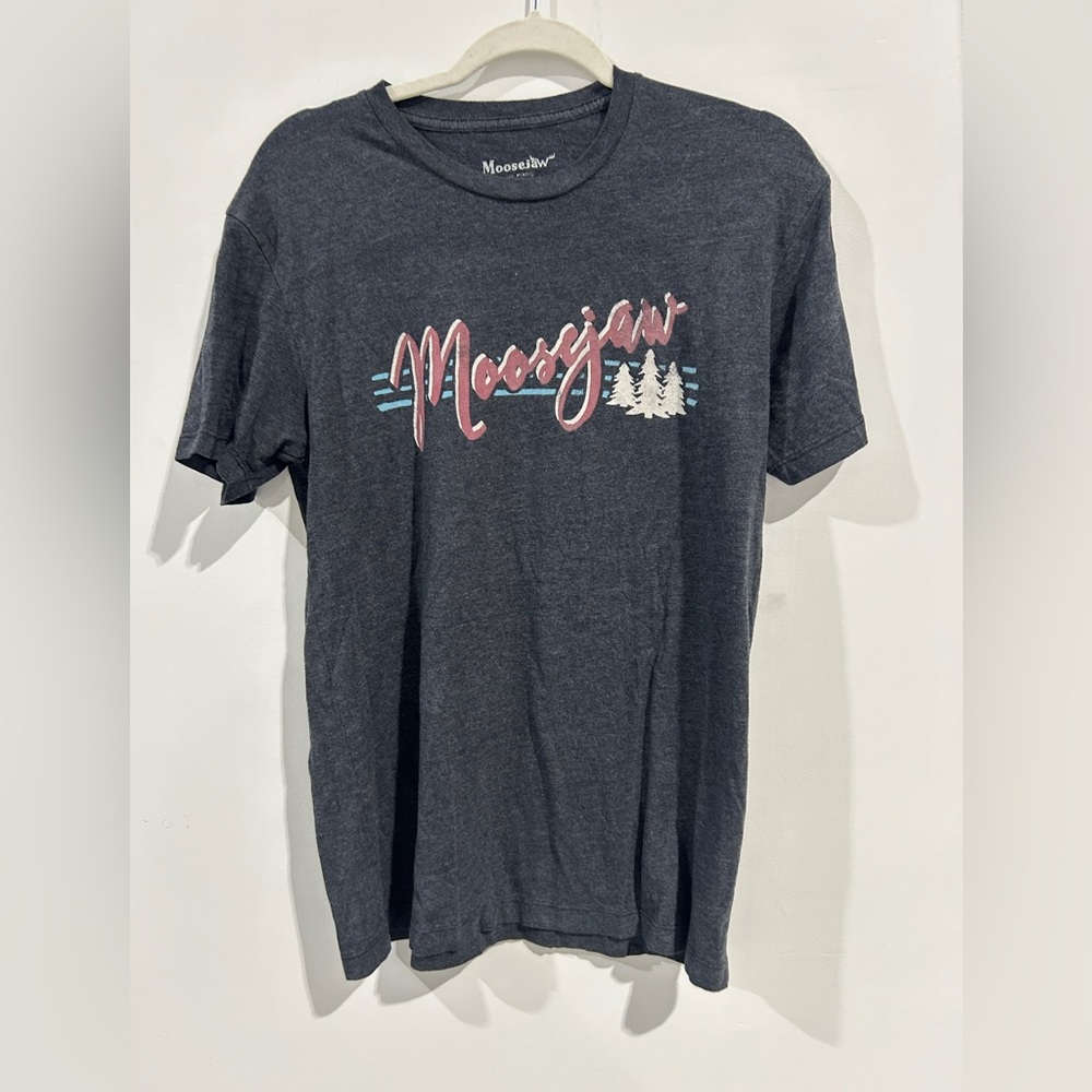 Moosejaw Charcoal Tee with Pink and White Graphic